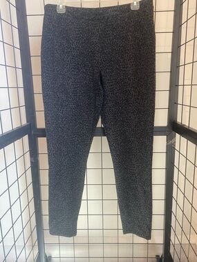 Premise Black Leopard-Print Legging Style Pant. Size Large